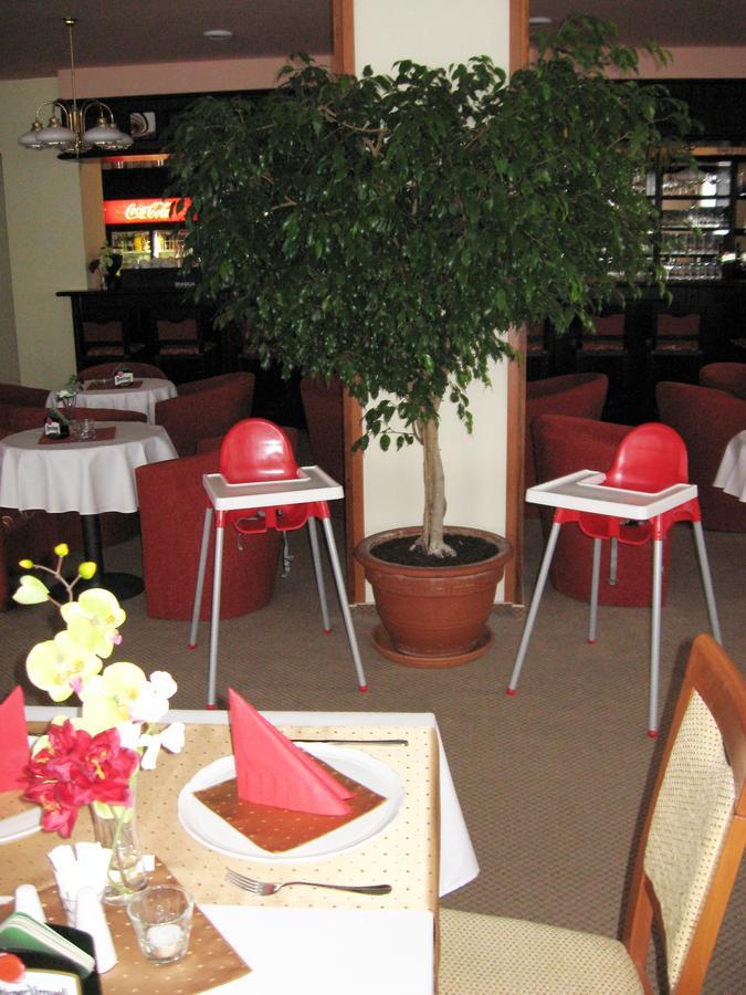 Hotel Manes 스브라드카 외부 사진